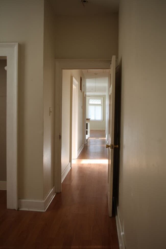 Photo - 436-438shenn Unit 438