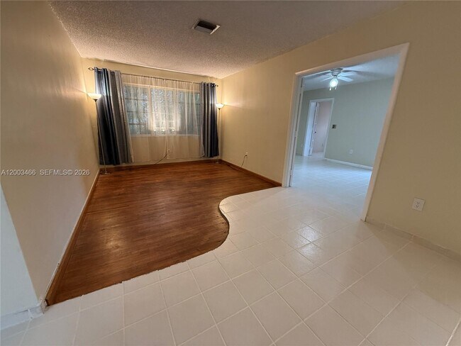 Photo - 1556 San Benito Ave