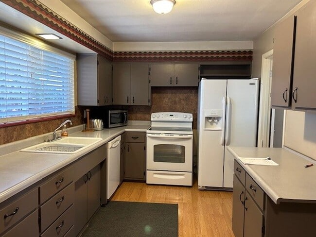 Photo - *Furnished home- Short term rental