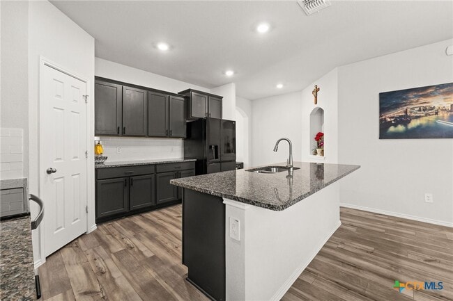 Photo - 2341 Aylesbury Dr