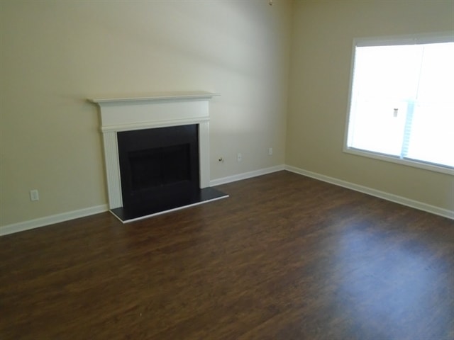 Photo - 550 Brook Hollow Dr