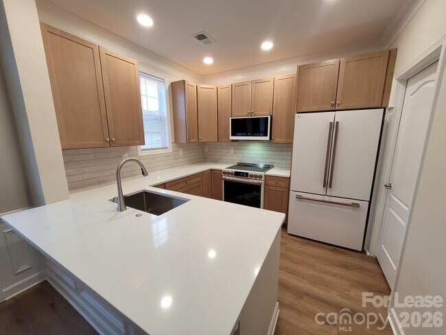 Photo - 121 Singleton Rd