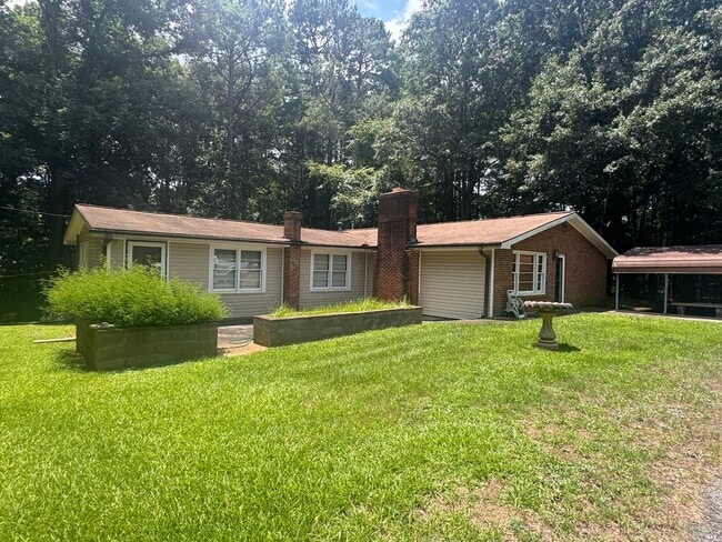 Building Photo - 2116 Ila Rd