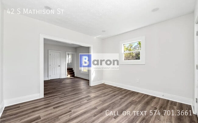 Photo - 42 S Mathison St