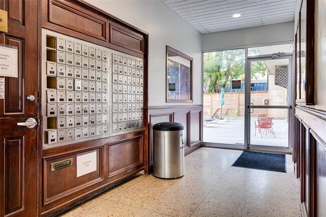 1800 Lavaca St