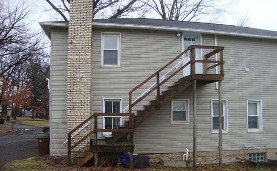 Stair entry to 415 1/2 Oak Drive - 415 Oak Dr Unit Fl. 2