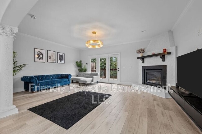 Photo - 812 Pisgah Church Rd