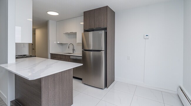 Photo - Lancaster Tower