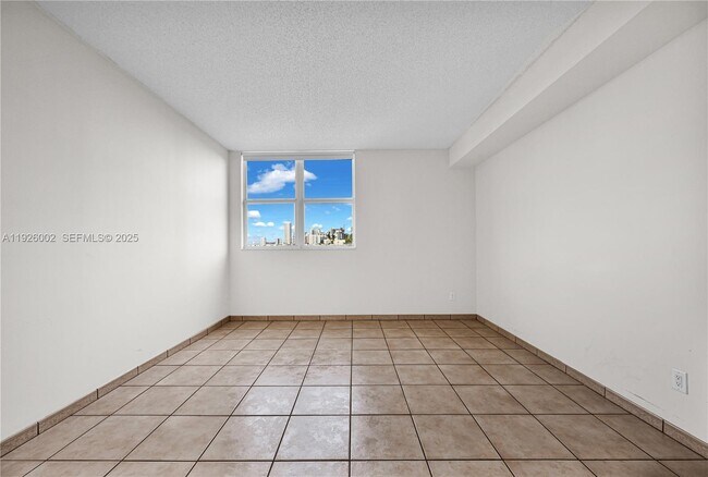 Photo - 2475 Brickell Ave Unit 703