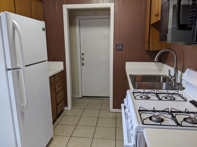 Photo - PRE-LEASING MAY 2026! ADORABLE 2/1 HOUSE I...