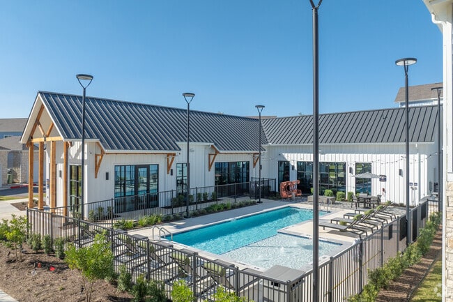 Building Photo - Braunwood at Town Creek