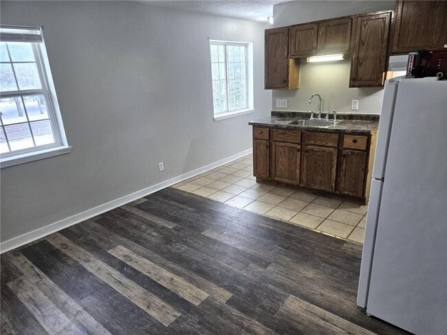 Photo - 1205 S Sibley Ave Unidad #105