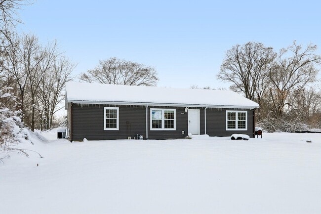 Photo - 4704 47th Ave