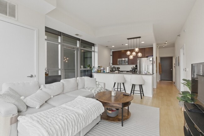 Photo - 303 W Ohio St Unit 3006