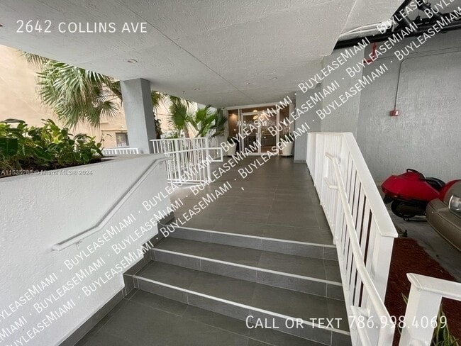 Photo - 2642 Collins Ave