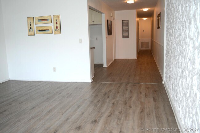 Photo - 1115 Hernando St