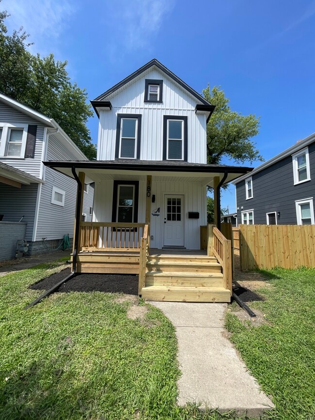 Building Photo - 180 E Morrill Ave Rental