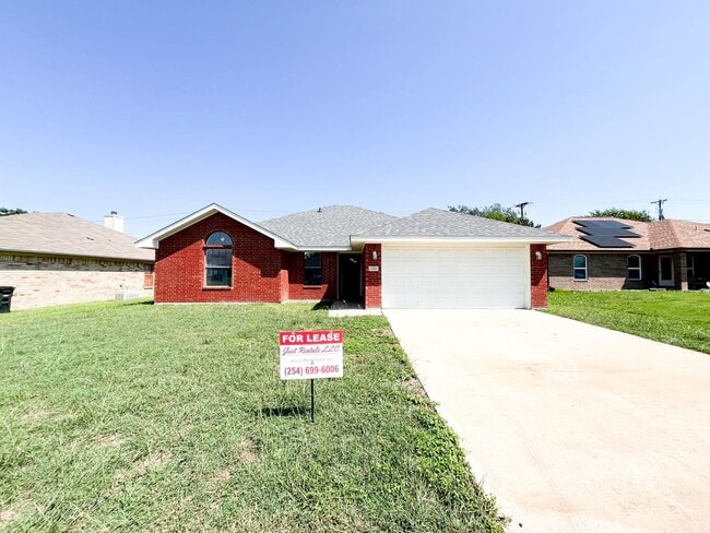 Building Photo - Available NOW!!!! Open floor plan features living room with fireplace, dining area, and large kit...