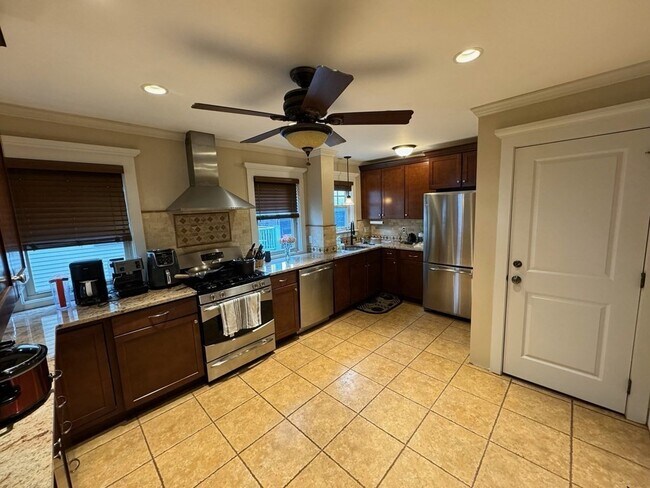 Photo - 40 Sydney St Unit 1