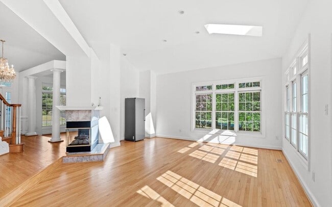 Photo - 14216 Cervantes Ave