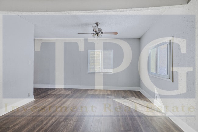 Photo - 6821 Bales Ave