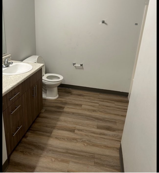 Photo - 16003 Admiralty Way Unit 112