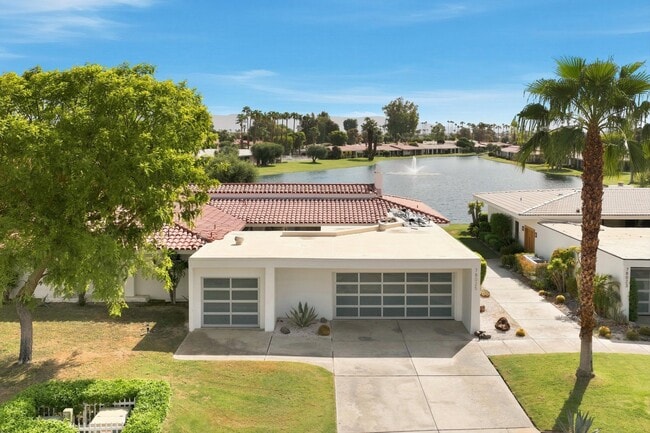 Photo - 78025 Lago Dr