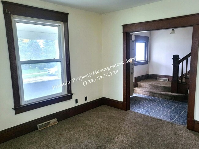 Photo - 912 Morton St