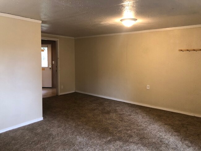 Photo - 1200 NE McGee St Unit B