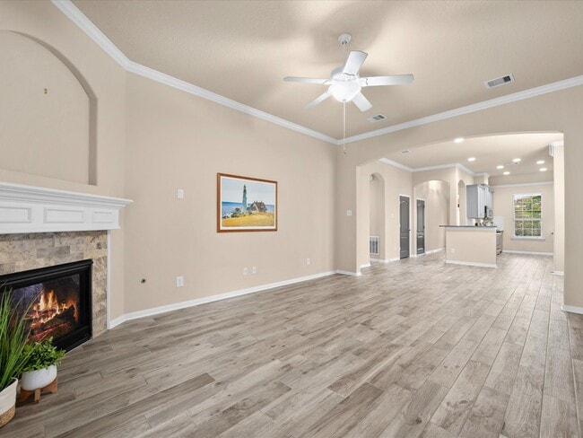 Photo - 26 Canterborough Pl