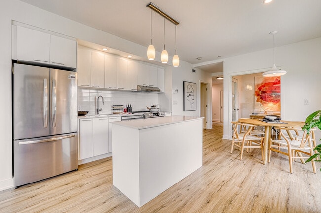 2 chambres, 2 salles de bain - Cuisine n° 1 - Château golf