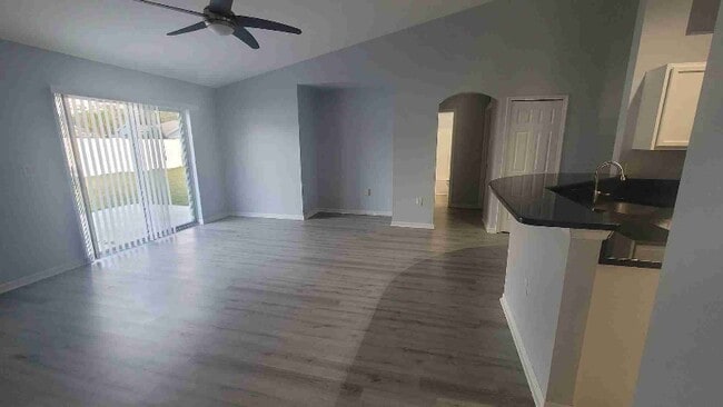 Photo - 2713 Nature Pointe Loop