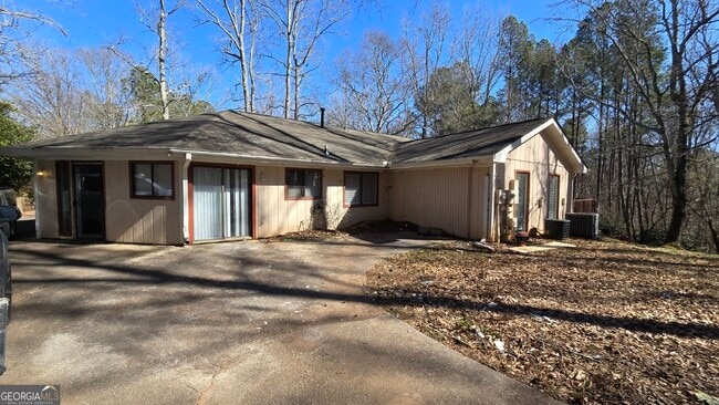 Photo - 209 Hillcrest Dr