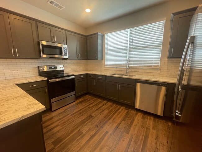 Photo - Stone Lake Townhomes
