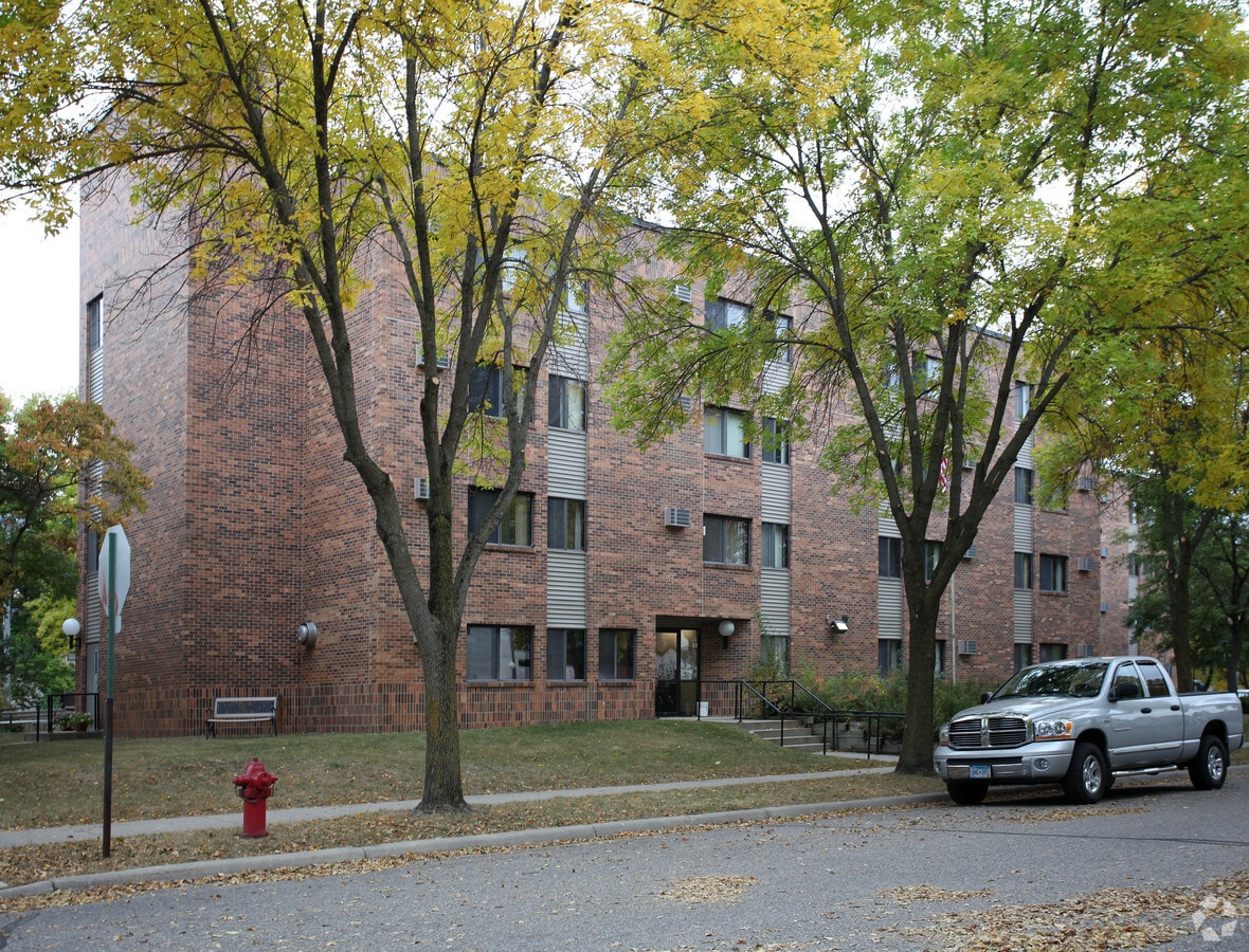 Photo - Schule Haus Apartments