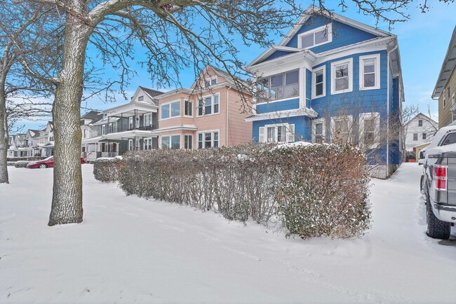 Photo - 45 Fairchild Pl