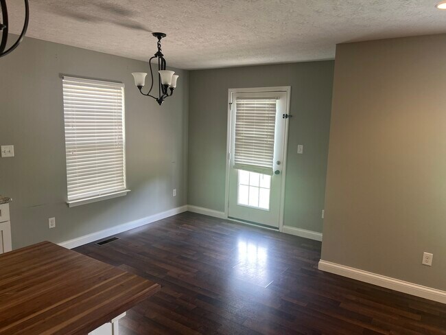 Photo - 317 Cedar Run St