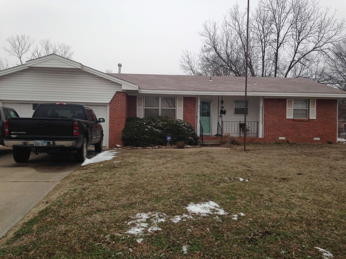 Photo - 10 Summit Cir House
