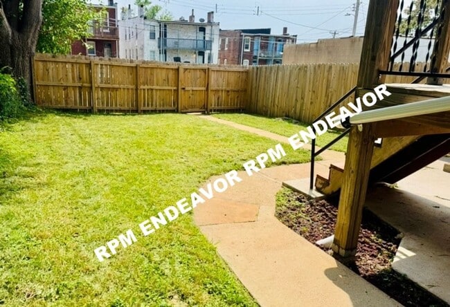 Photo - 3230 Pulaski St Unidad 3230A Pulaski St 2F