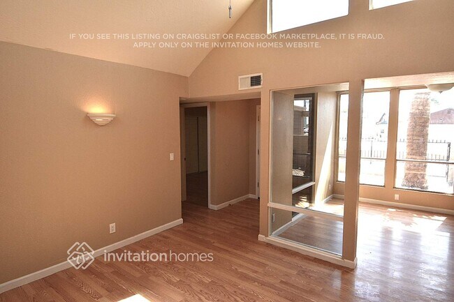 Photo - 9602 N 35th Dr