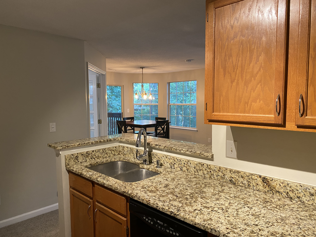 Kitchen - 1219 Waterville Ct Unidad 1219 Rental