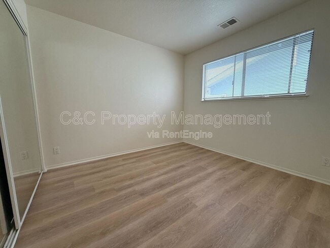 Photo - 360 Prescott Ave Unit B