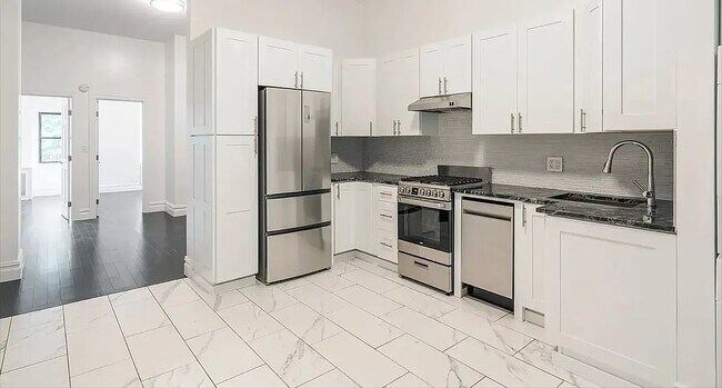 Photo - 11 Abingdon Square Unit 1F