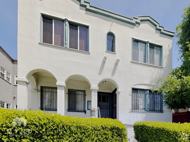 Building Photo - 1146 E 15th St Rental