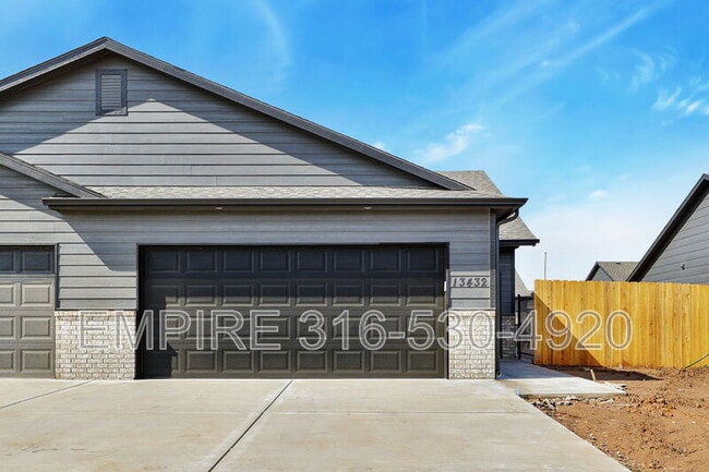 Building Photo - 13432 W Haskell Ct