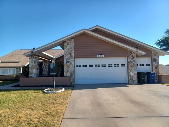 Photo - 11891 Prince Charles Ct