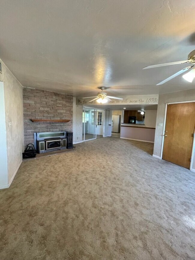 Photo - Farm House Living MOVE IN SPECIAL