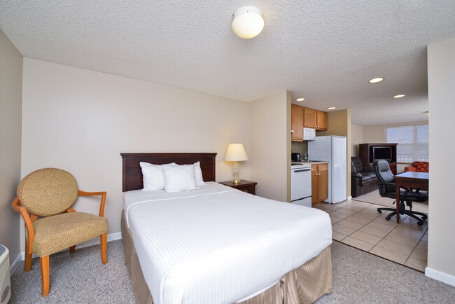 Photo - 154 East St Unit Furnished