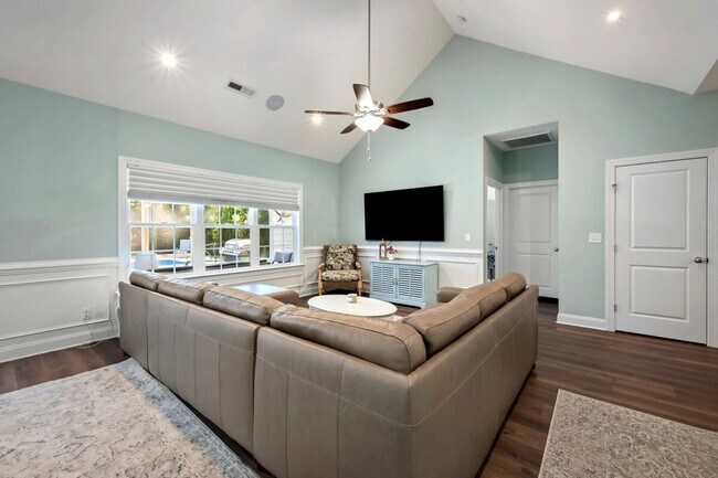 Photo - 245 Brace Dr Unidad ID1253464P