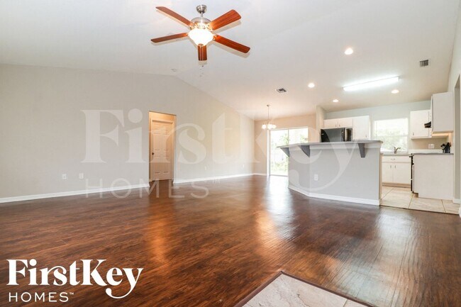 Photo - 18421 Columbine Rd